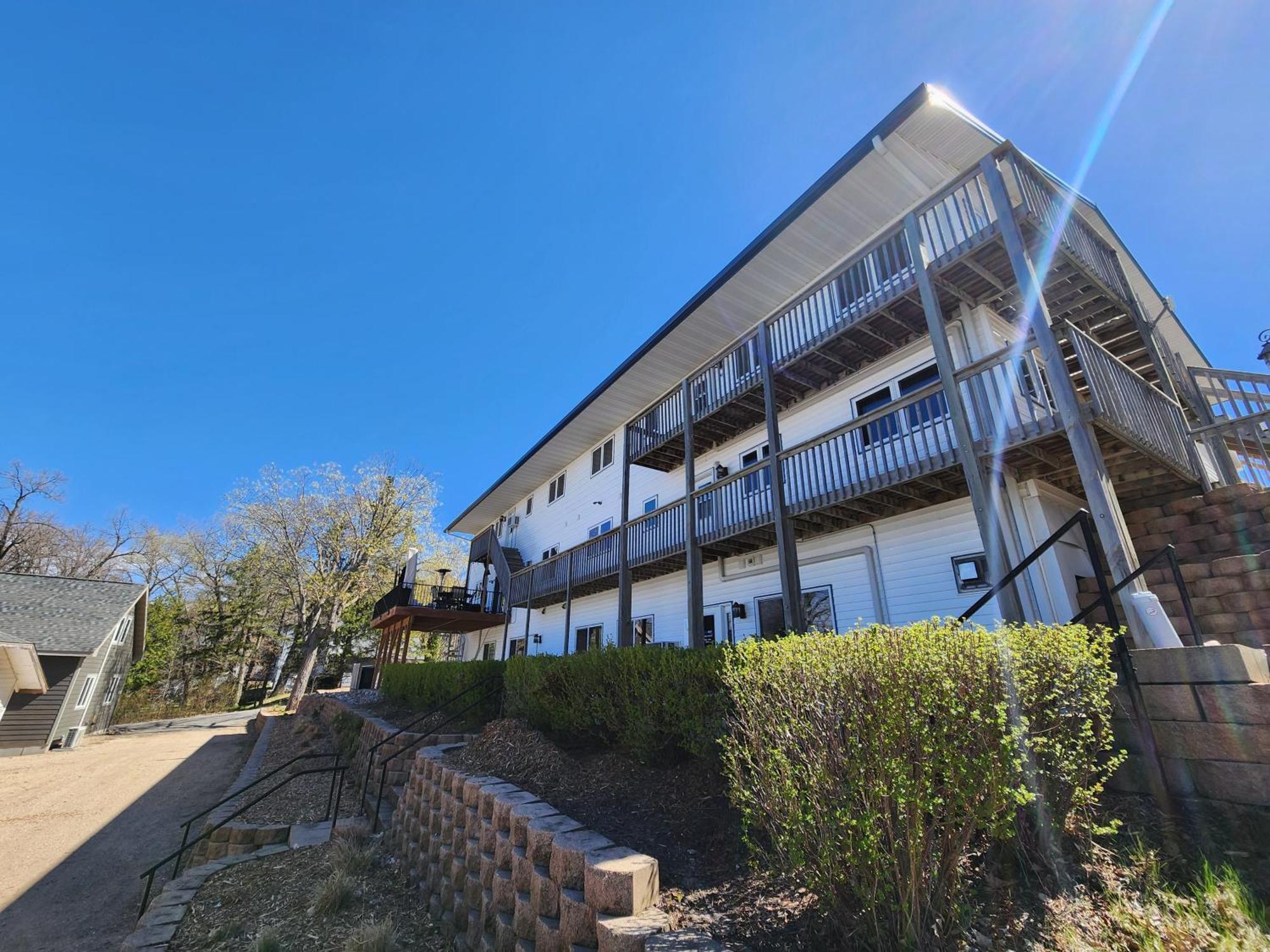 Viking Bay Resort And Lodge Miltona Exterior foto